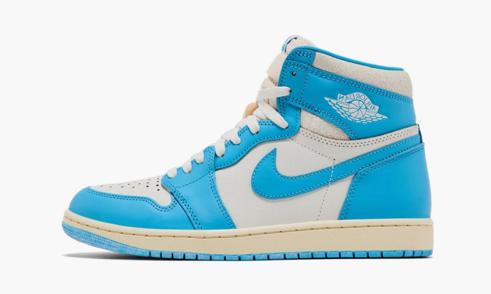 Air Jordan 1 Retro High OG "UNC Reimagined" 