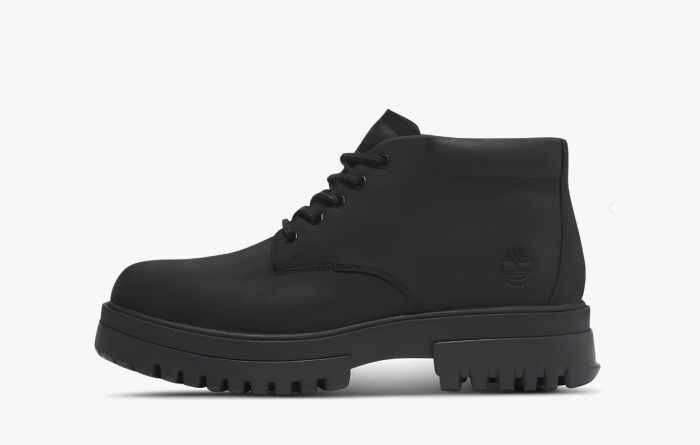 Timberland Arbor Road Waterproof Chukka "Triple Black" 