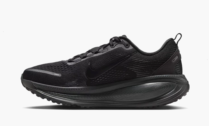 Nike Vomero 18 WMNS Triple Black 