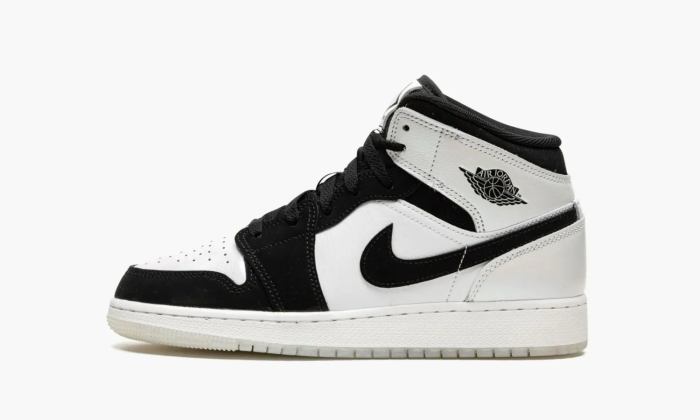 Air Jordan 1 Mid GS Diamond Shorts 