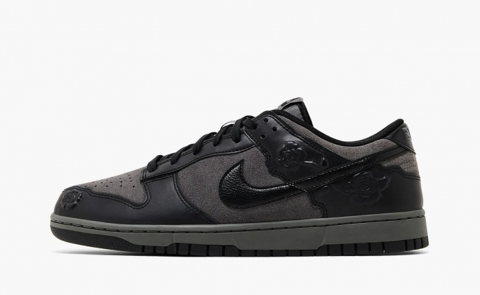 Nike Dunk Low WMNS "Black Roses" 