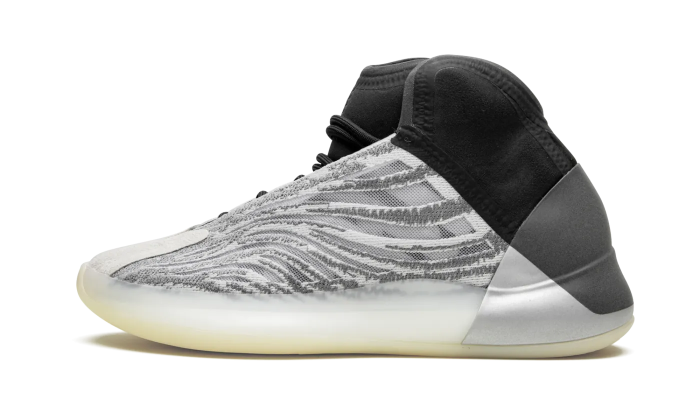 Yeezy Qntm “lifestyle Model  Yeezy Qntm “lifestyle Model