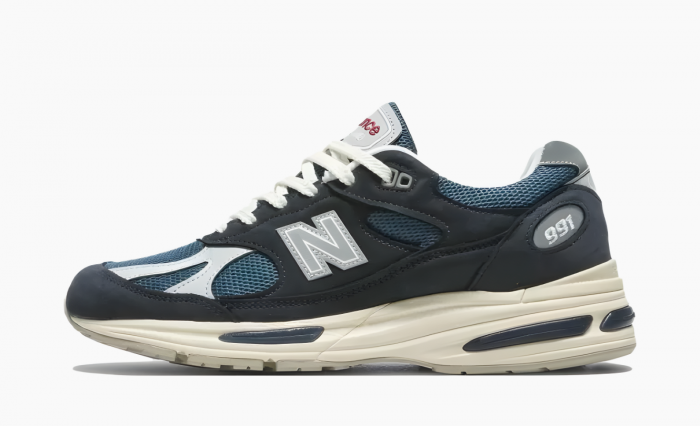 New Balance 991v2 Made in England "Vintage Sport Pack - Navy" 