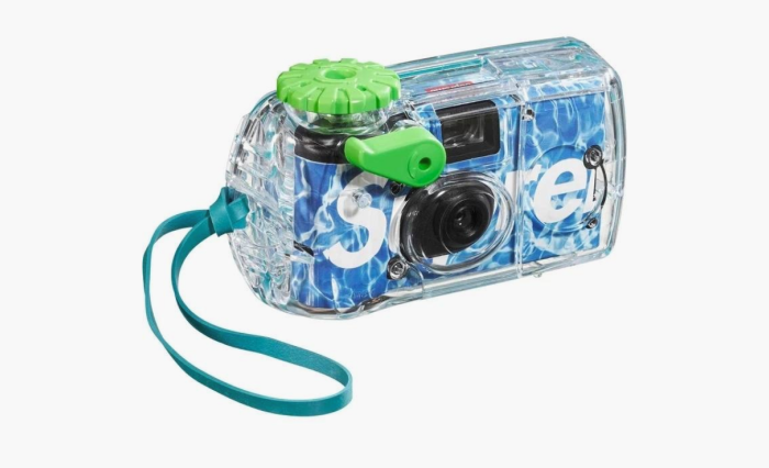 Supreme x FujiFilm Waterproof Camera Blue  Supreme x FujiFilm Waterproof Camera Blue