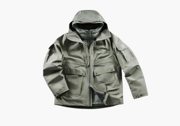 Spyder x C.P. Company Gore-Tex Hooded Regular Workwear Style Down Jacket Forest Fog 