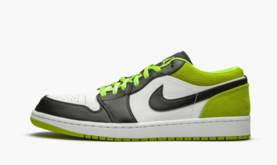 Jordan 1 Low "Black Cyber" - 8 US