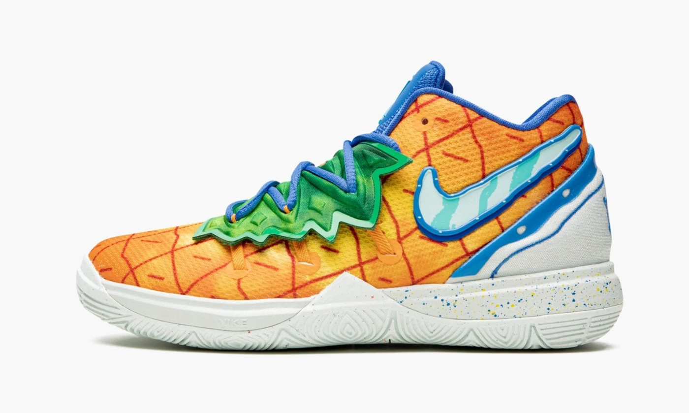 Big kids kyrie 5 hotsell