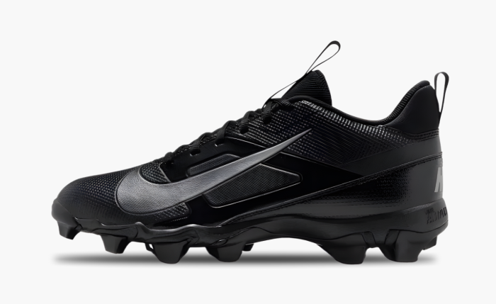 Nike Alpha Menace 4 Shark "Black White" 