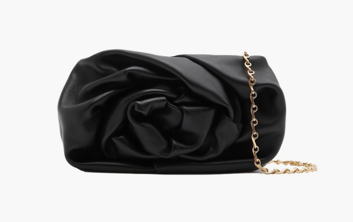 Burberry Rose Chain Clutch Black 