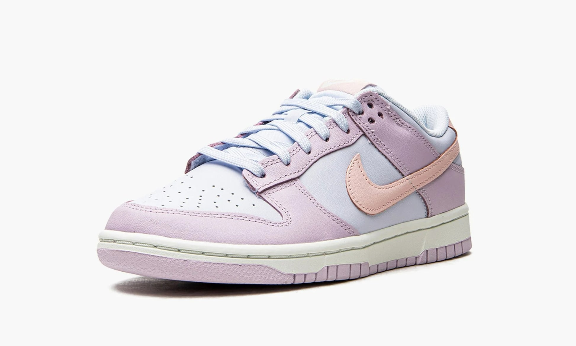 Nike dunk low sneakers