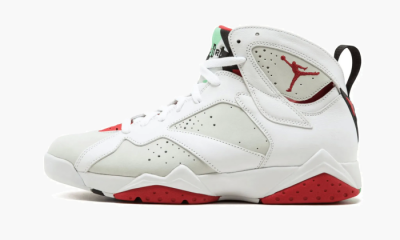 Air Jordan 7 Retro "Hare" - 9.5 US
