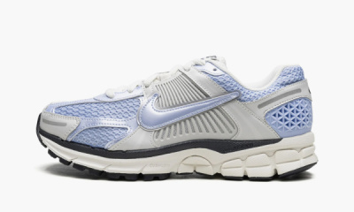 Zoom Vomero 5 WMNS "Royal Tint Photon Dust" - 8W Zoom Vomero 5 WMNS "Royal Tint Photon Dust" - 8W