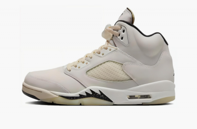 Air Jordan 5 Retro SE "Sail" 7 US