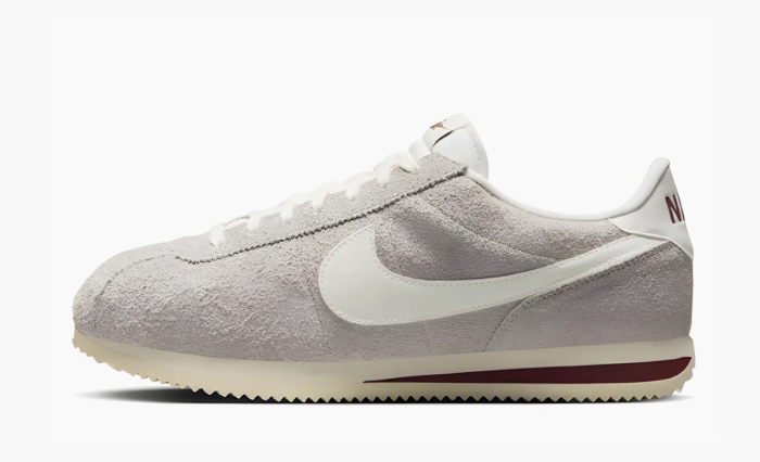 Nike Cortez SE College Grey Team Red 