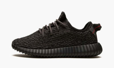 Yeezy Boost 350 "Pirate Black (2023)" - 4.5 US