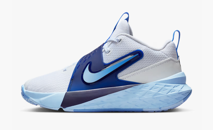 Nike Team Hustle D12 GS "Psychic Blue" 