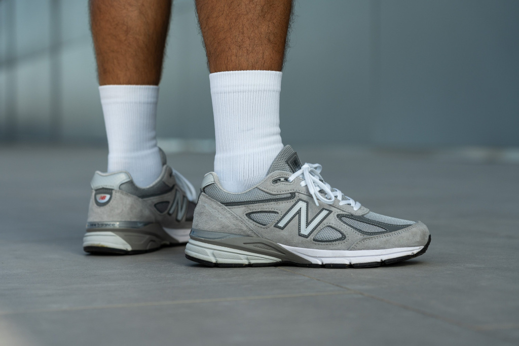 new-balance-990-v-4-review-21904534-main.jpg