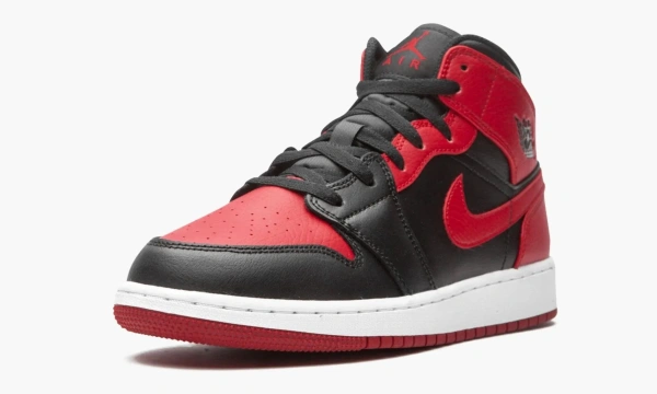 Air Jordan 1 Mid GS Banned 
