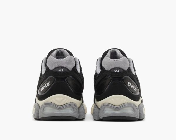 The Ennoy Professional x Gel Nimbus 9 Black Sheet Rock 