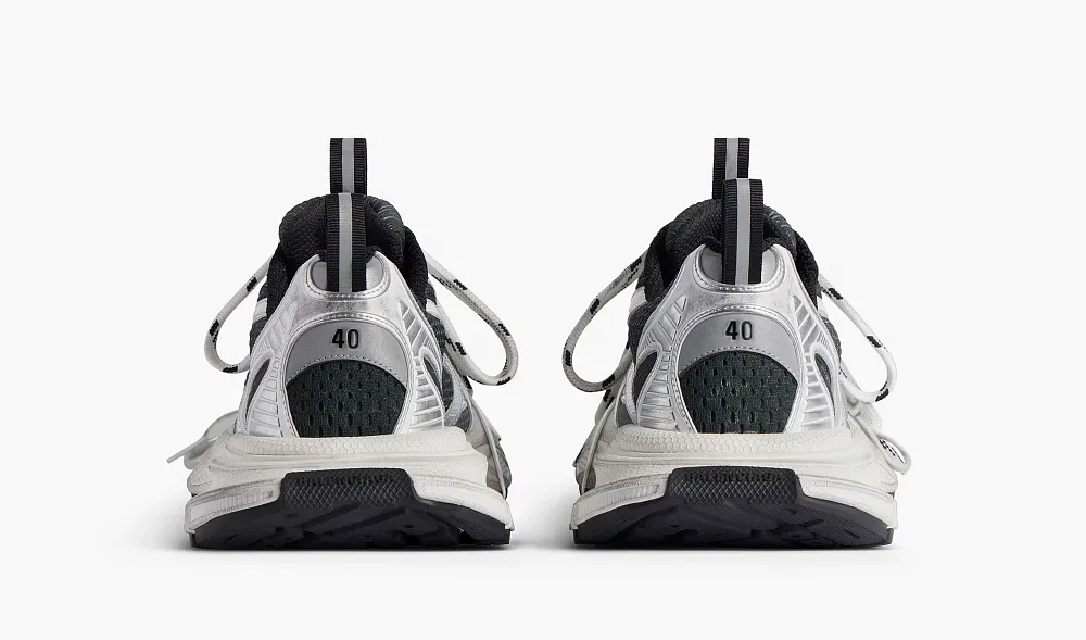 Balenciaga 3XL Sneaker Worn-Out Gradient - Black Silver