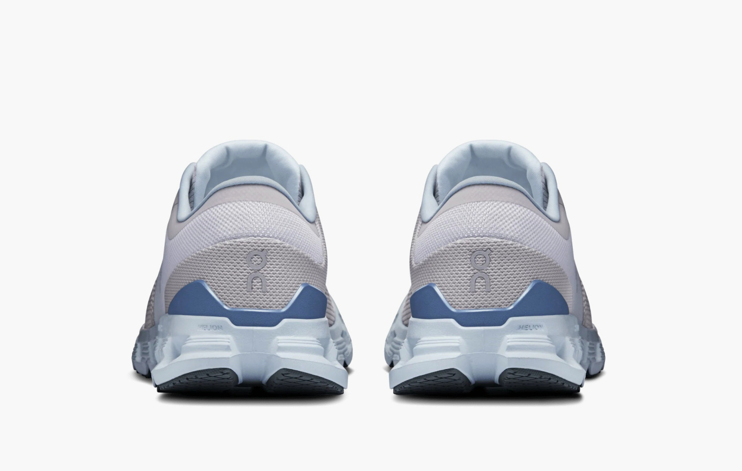 On Cloud X 4 WMNS Silver Chambray 