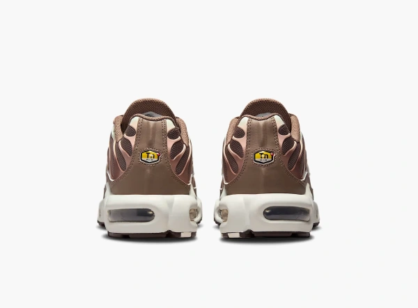 Nike Air Max Plus WMNS Mink Brown 