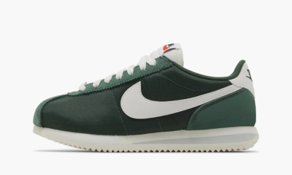 Nike Wmns Cortez Fir 