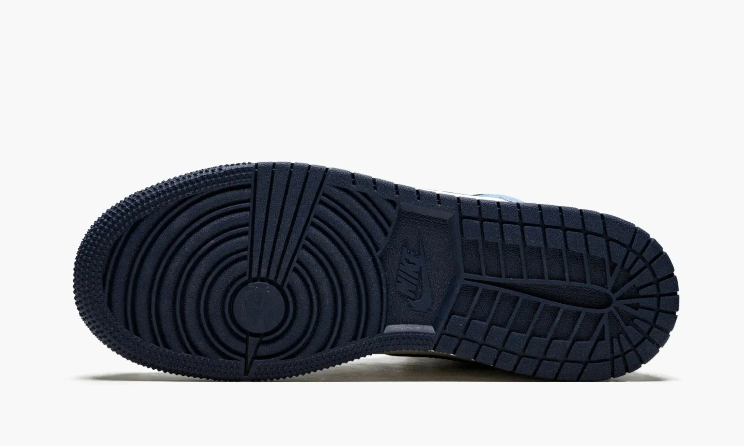 Air Jordan 1 High GS Obsidian Unc 