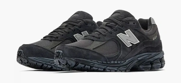 New Balance 2002R Black Grey 