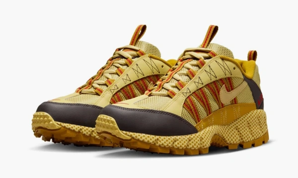 Nike Air Humara QS Buff Gold