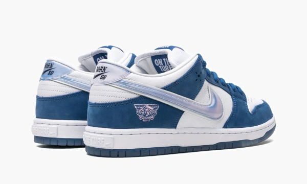 Nike SB Dunk Low Born X Raised 
