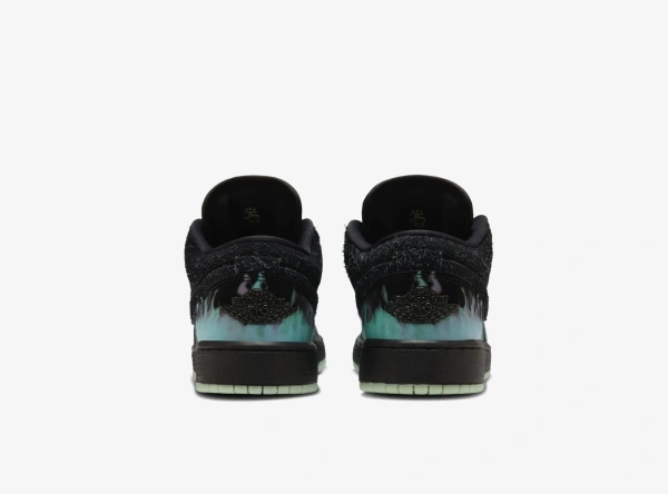 Air Jordan 1 Low GS Fortune Fly 