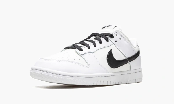 Nike Dunk Low Retro Reverse Panda 