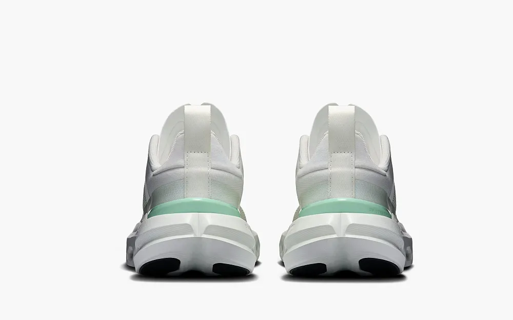 On Cloudpulse Next WMNS Ivory Iceberg