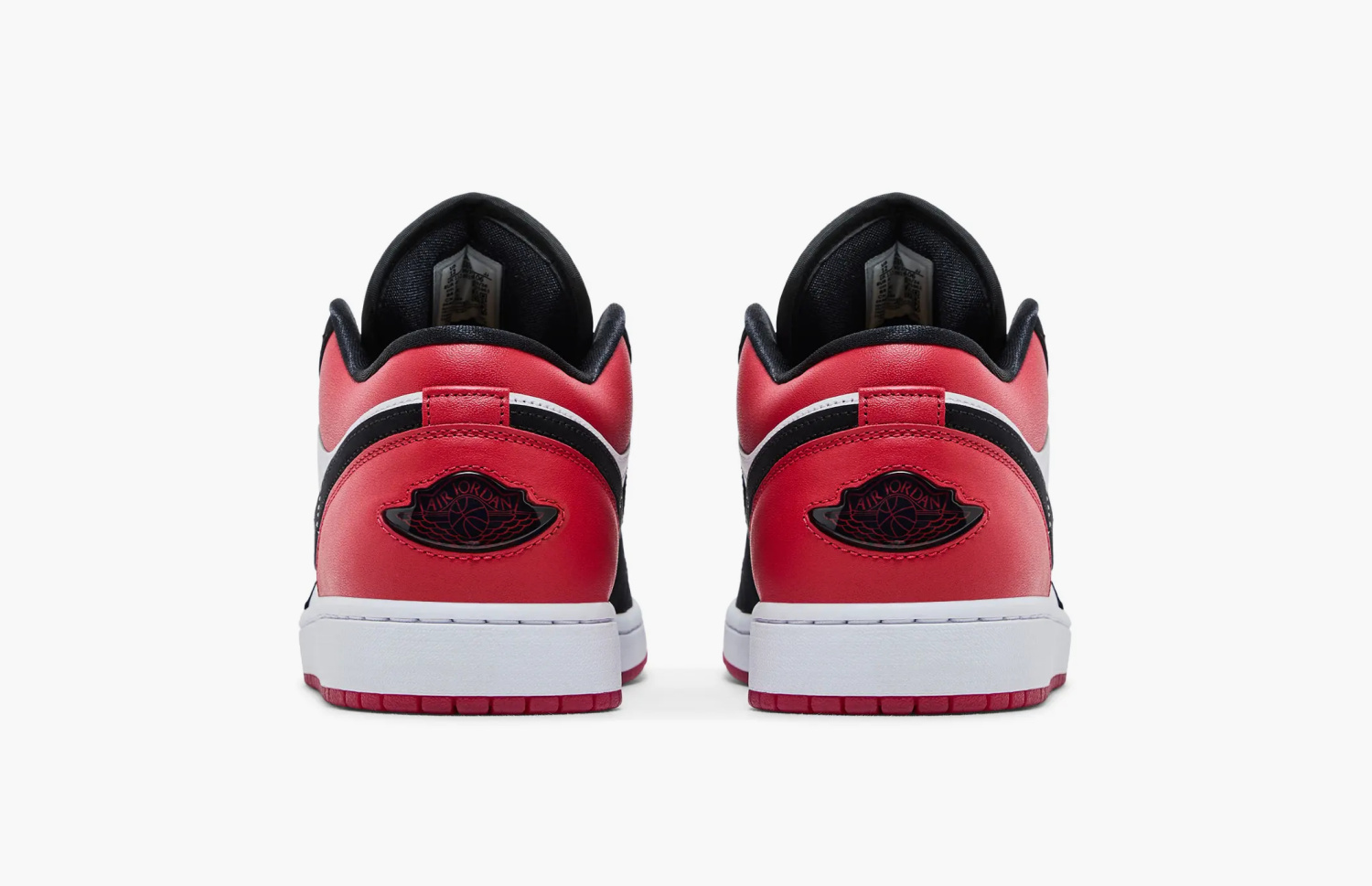 Air Jordan 1 Low SE "Black Toe" 