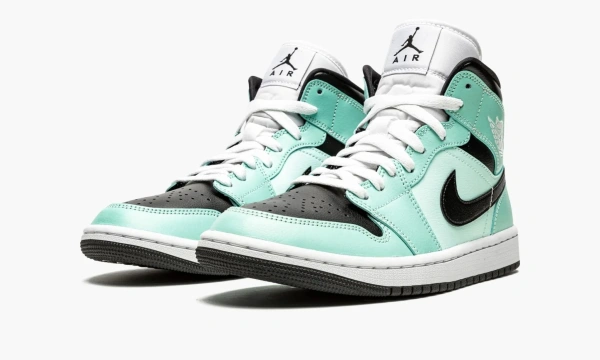 Air Jordan 1 Mid WMNS Aqua Blue Tint 