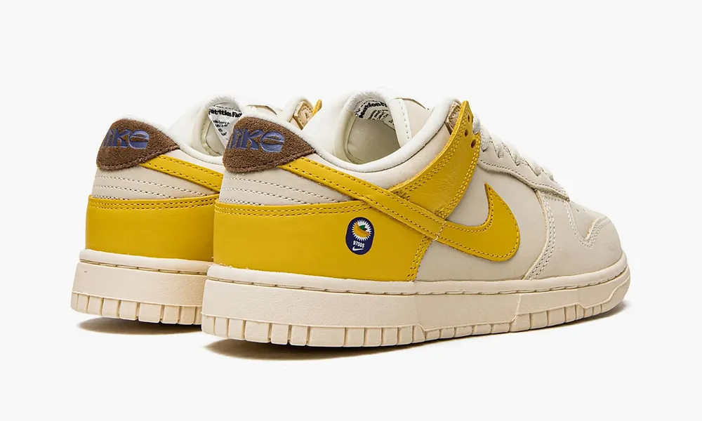 Nike Dunk Low WMNS Banana
