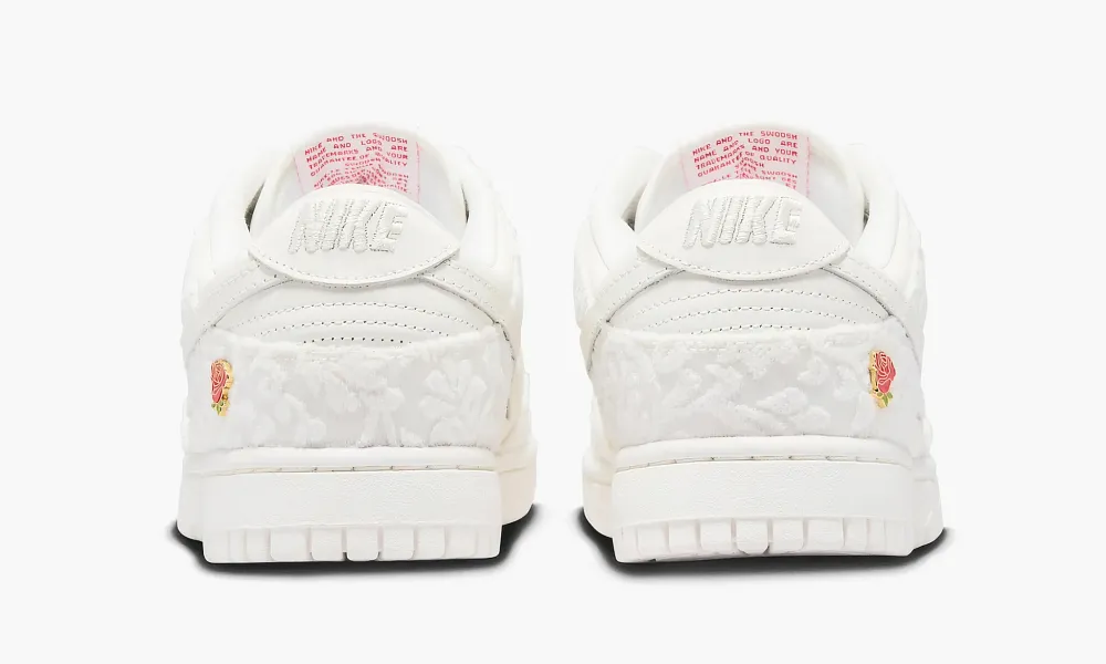 Nike Dunk Low WMNS Give Her Flowers