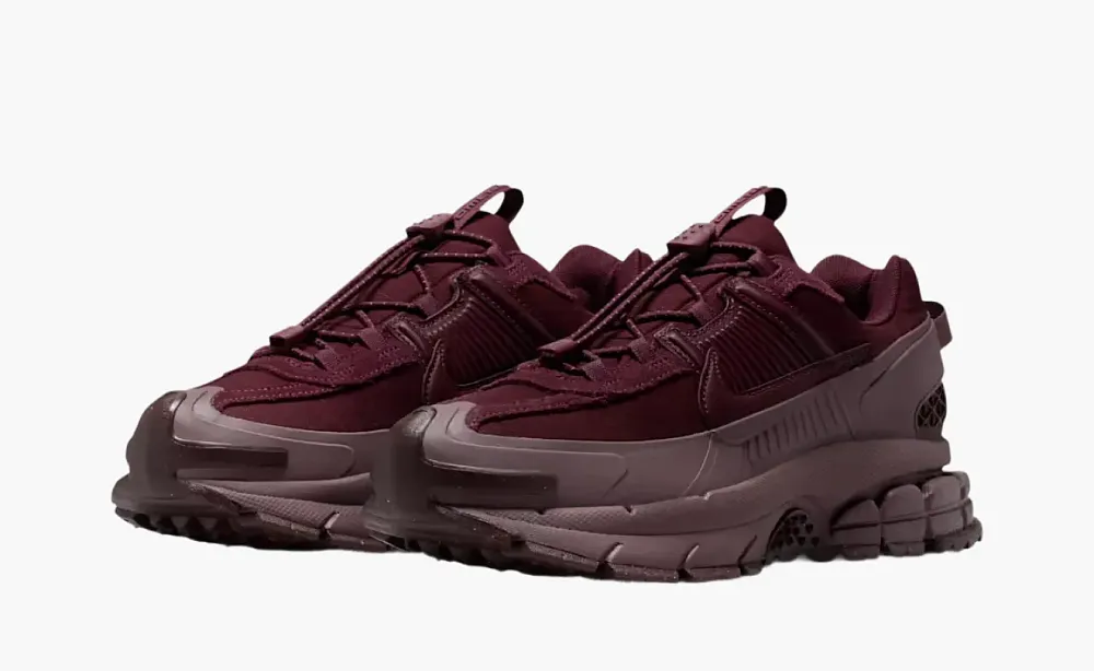 Nike Zoom Vomero Roam WMNS Burgundy Team Red
