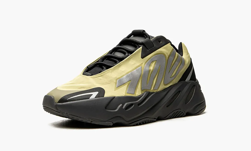 Yeezy Boost 700 Mnvn Resin