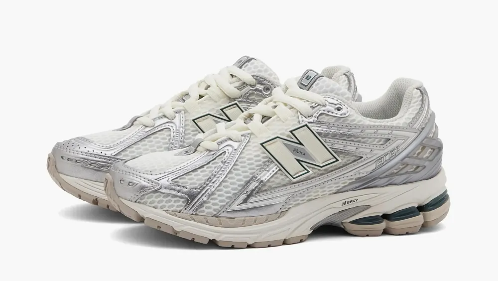New Balance 1906R Silver Metallic Cream