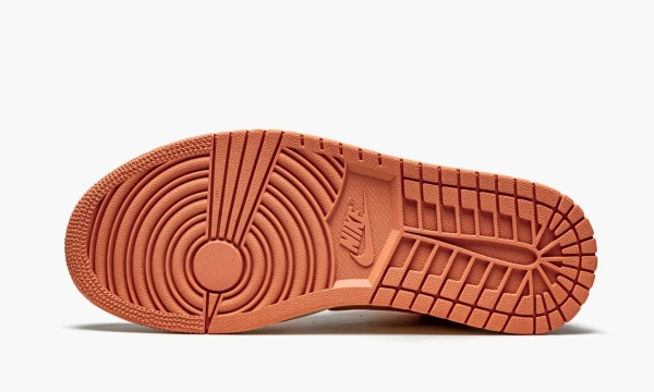 Air Jordan 1 Mid WMNS Apricot 