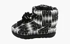 Wmns Classic Maxi Wavelength Short Boot 'Black White'