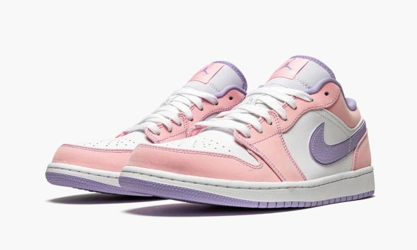 Air Jordan 1 Low SE Arctic Punch 
