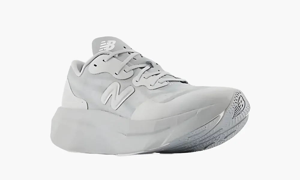 New Balance District Vision X WMNS Fuelcell Supercomp Elite V4 Aluminum Grey