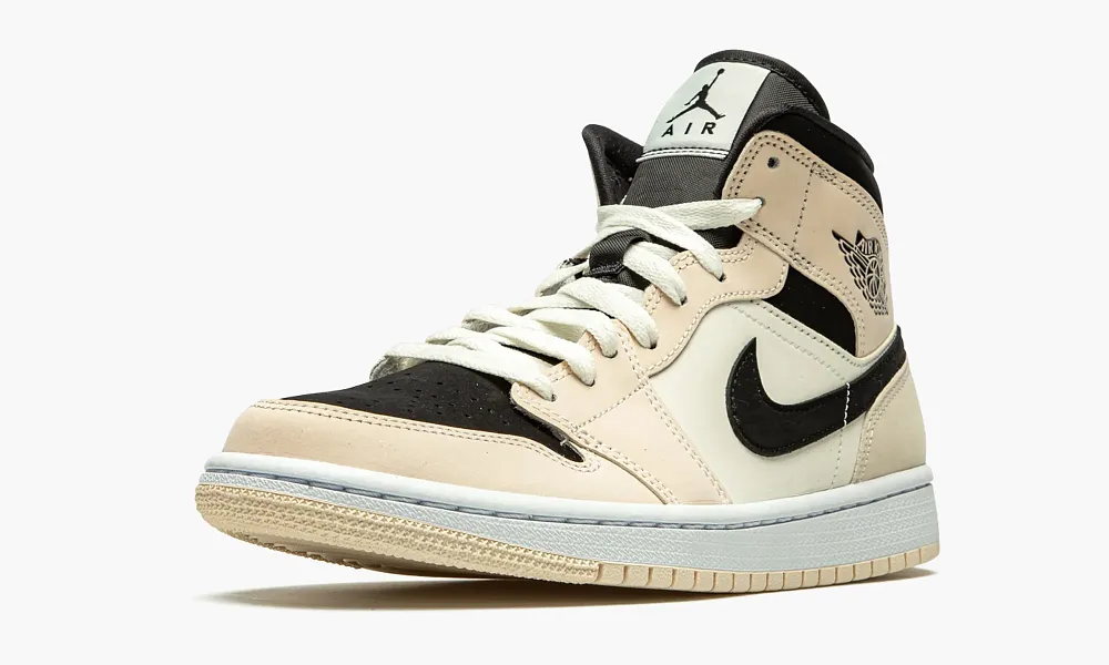 Air Jordan 1 Mid WMNS Barely Orange / Guava Ice