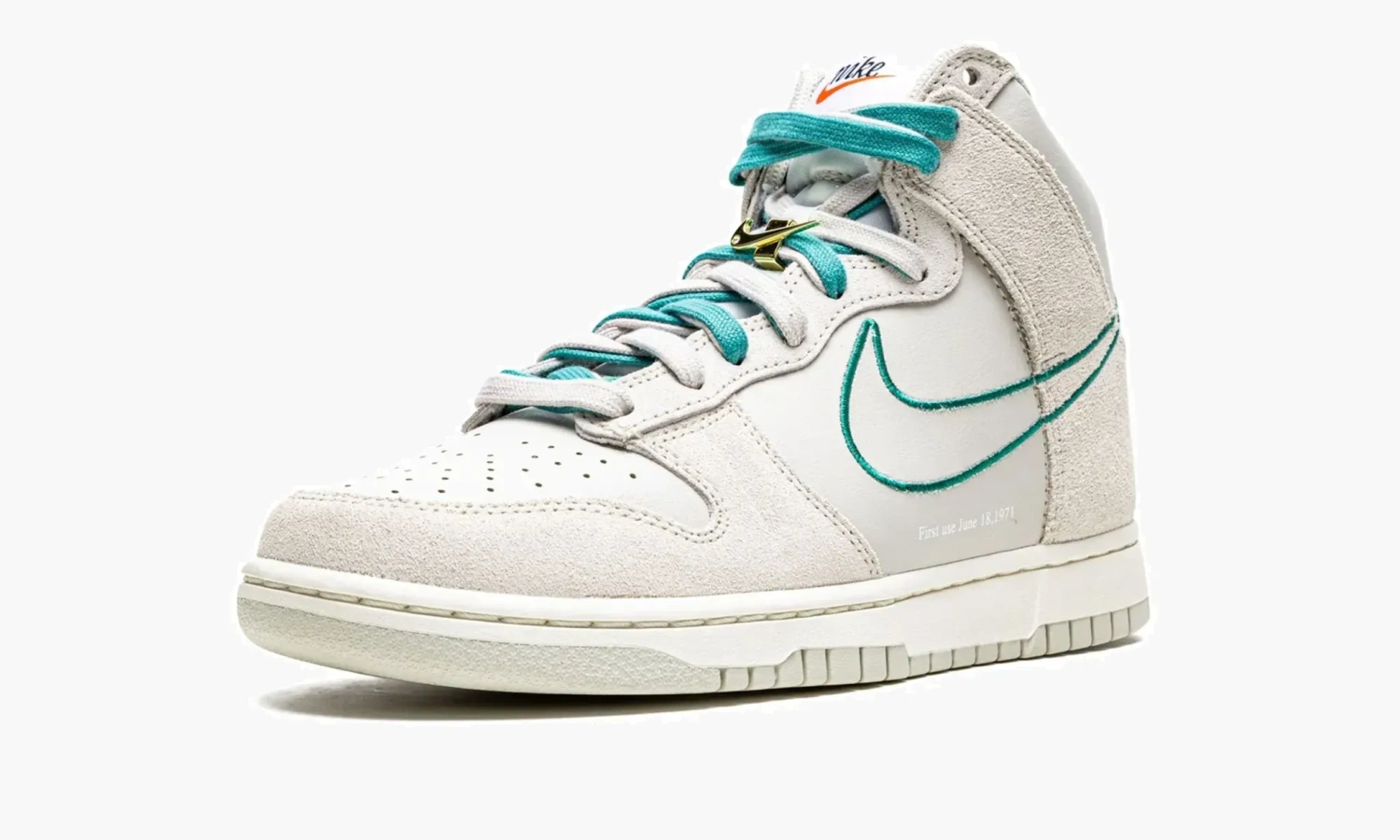 Nike Dunk High SE First Use - Green Noise 