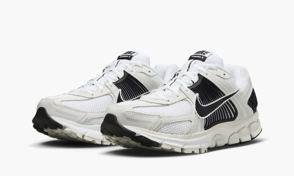 Nike Zoom Vomero 5 White Black