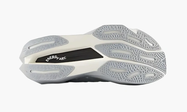 New Balance District Vision X WMNS Fuelcell Supercomp Elite V4 Aluminum Grey