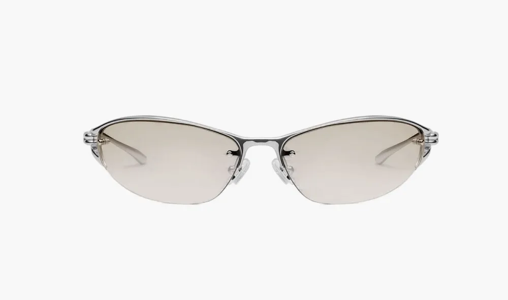Gentle Monster Futura 02 Sunglasses Silver / Gray